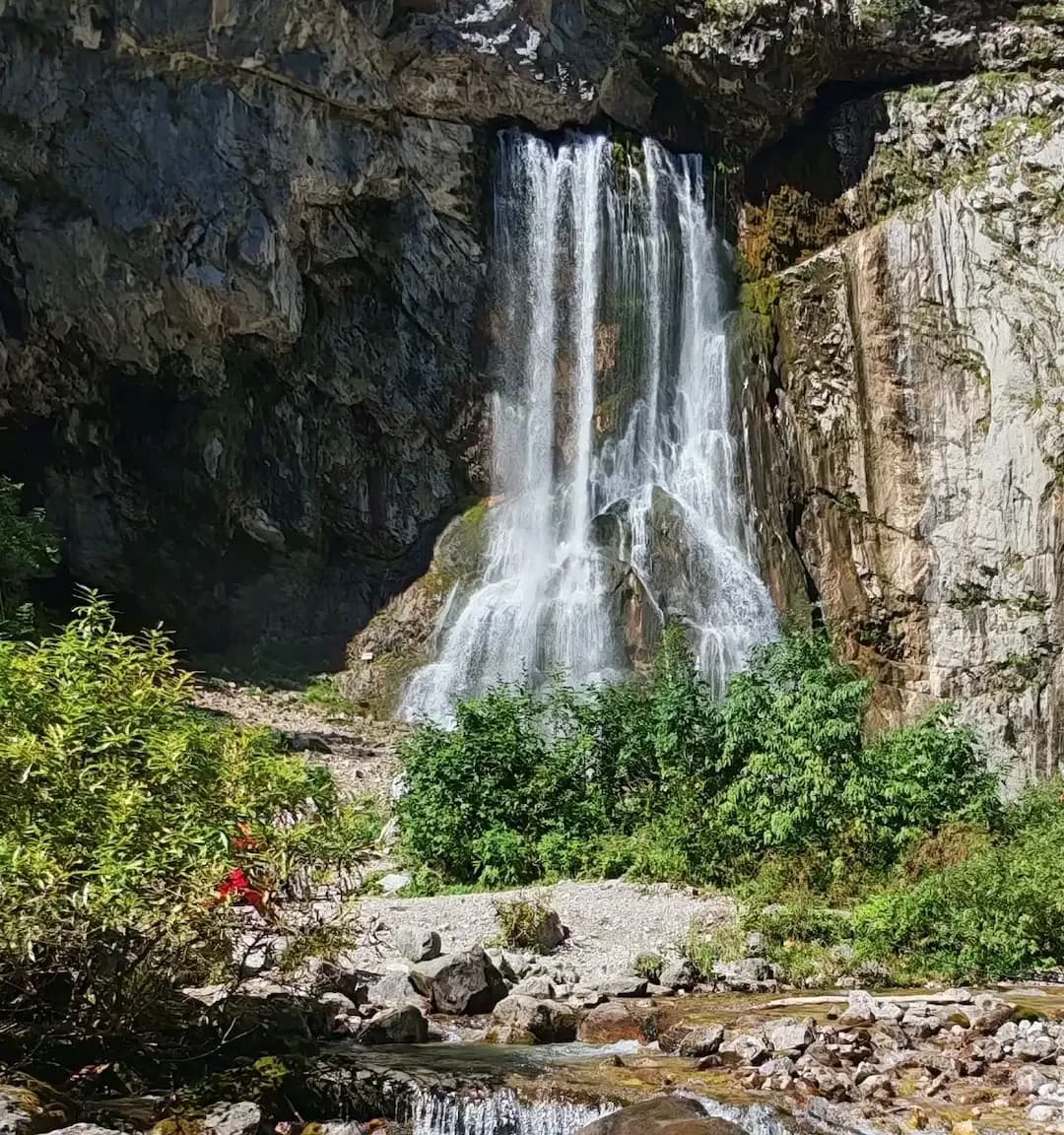 Абхазия за день — Гегский водопад и Рица